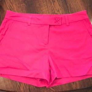 NWT vineyard vines hot pink short